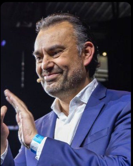 Fernando Anzures, retrato incluido en el dossier de COINMO